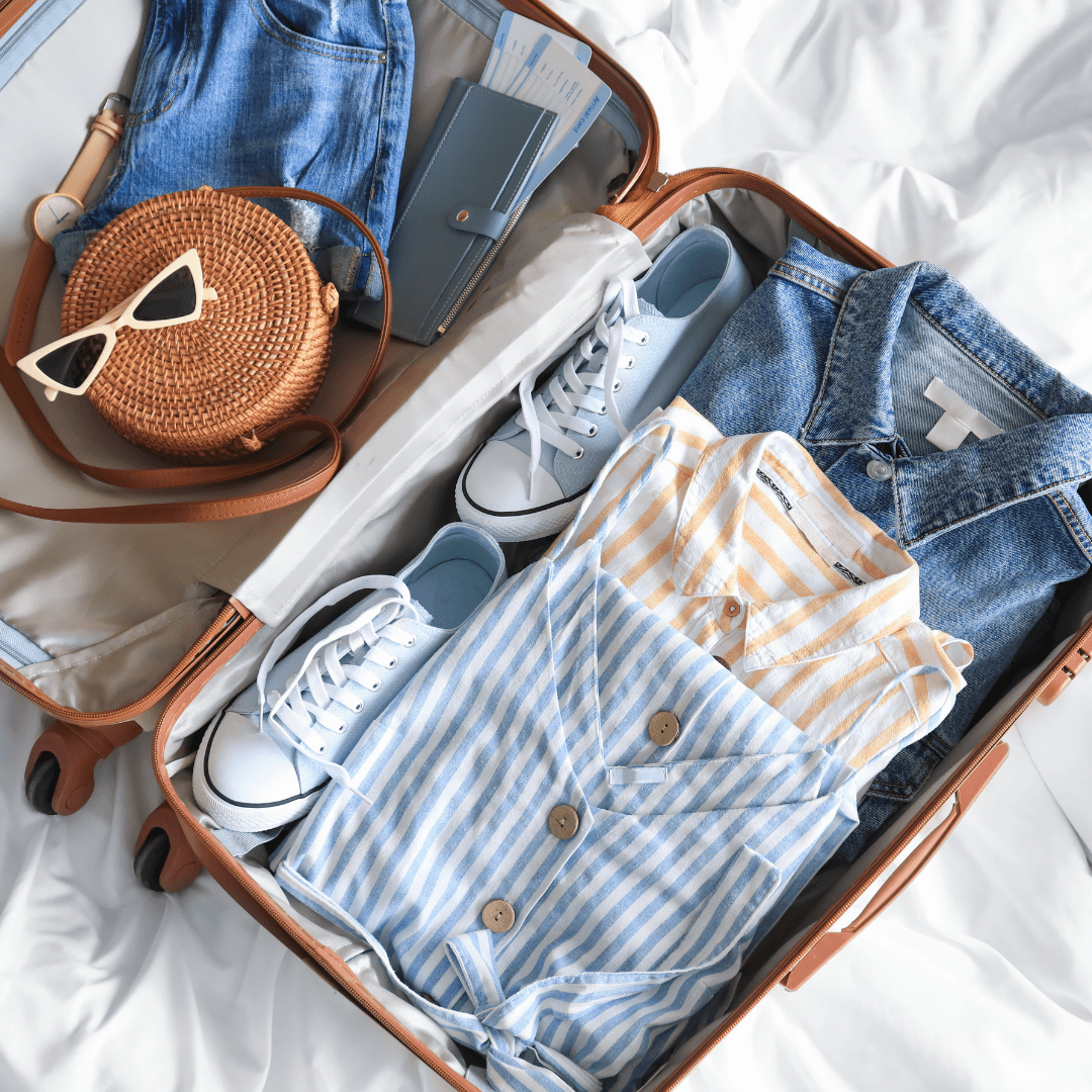 Tips for packing your suitcase - background banner
